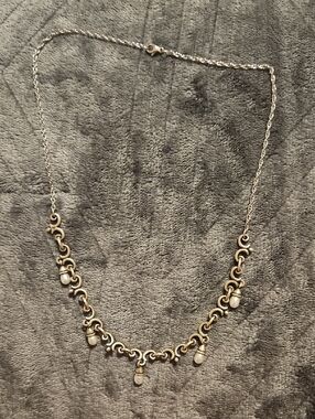 James Avery Silver and White Pearl Accent Link Necklace